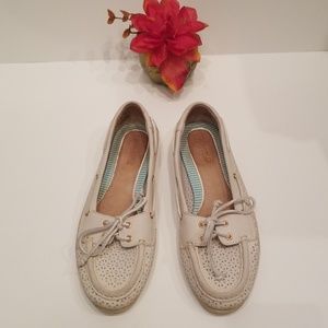 Sperry Cream Flats